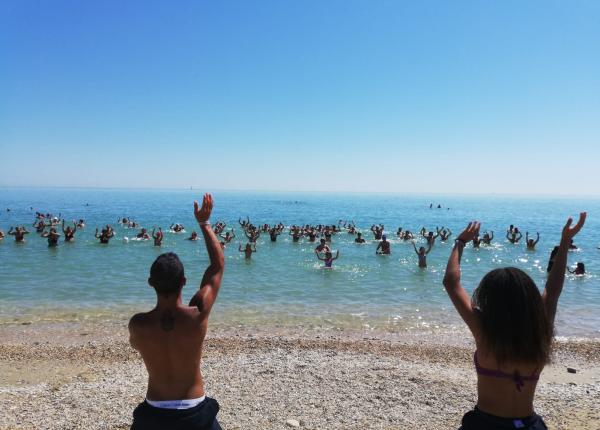 vacanzespinnaker de fruehzeitig-buchen-mit-einem-grossen-rabatt-im-campingdorf-in-den-marken 014