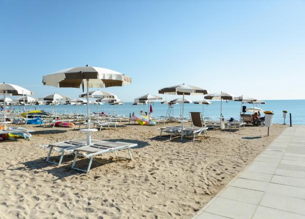 vacanzespinnaker it vacanze-al-mare-a-fermo-nelle-marche-con-buono-sconto-per-tutta-la-famiglia 011