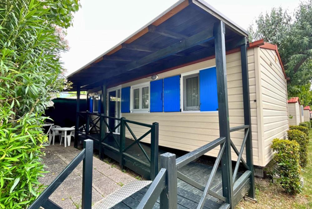 vacanzespinnaker en three-room-family-plus-accessible-marche 019